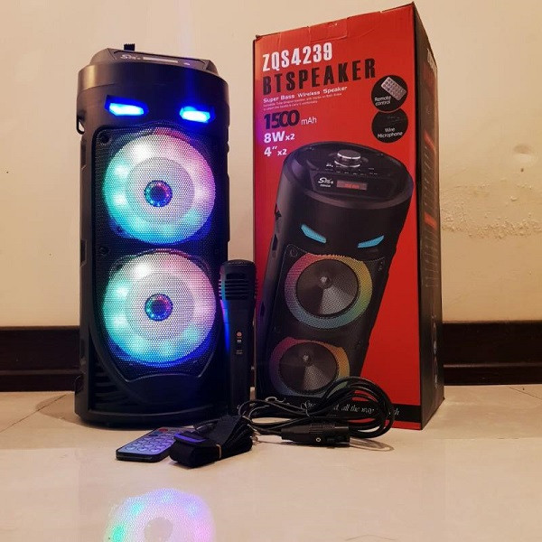 اسپیکر شارژی zqs4239